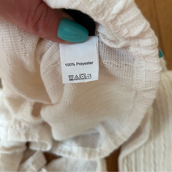 NWOT SHEIN Cream Ribbed Wrap Blouse Crop Long Sleeve Tie Front Top Size Small - Picture 5 of 6